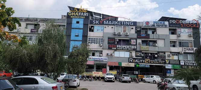 G-11 Markaz New Plaza Vip Location Double Office Available For Rent Lift Available