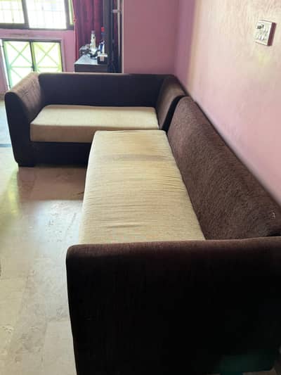 5 Seater L shaped Sofa set.