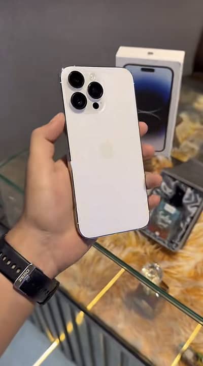 iPhone 14 pro max
