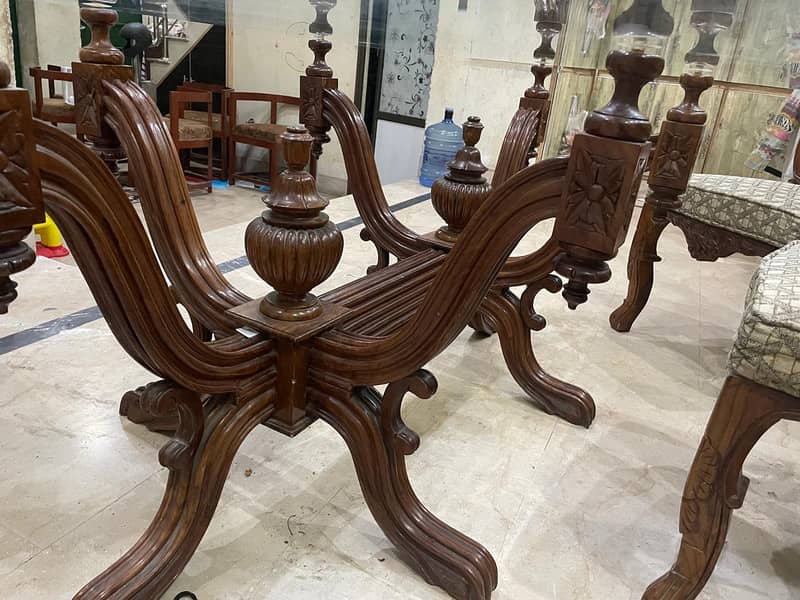 dining table 0