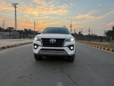 Toyota sigma 2022/2023