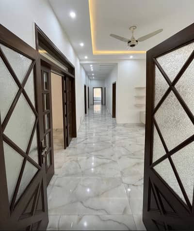 1 kanal uppar portion for rent