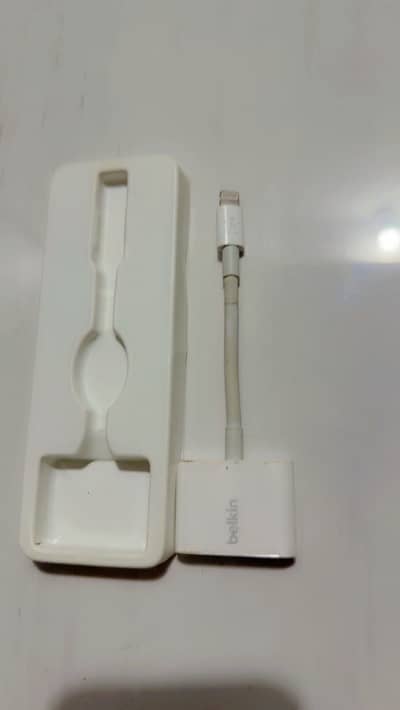 Belkin Lightning to 3.5mm Audio + Charge Rockstar