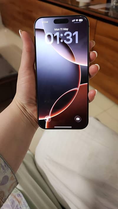 Iphone 16 pro max - read ad carefully