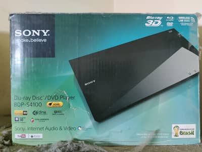 blue ray 3D sony dual ray dics DVD player Model BDP-S4100