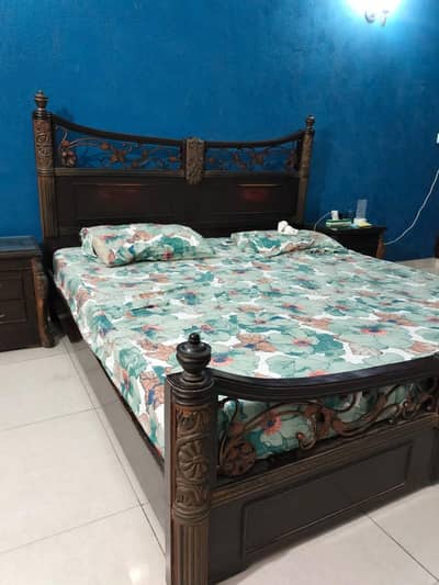 king size bed