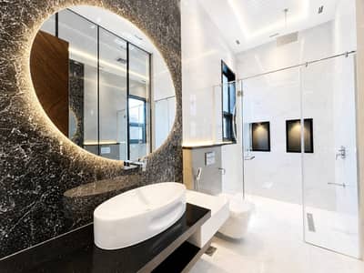 10MARLA HOUSE FOR SALE IN DHA 7