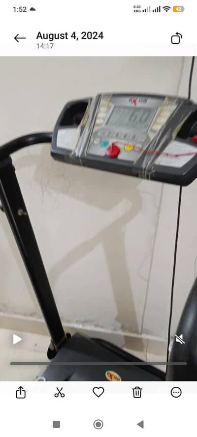 treadmill for sell in good condition