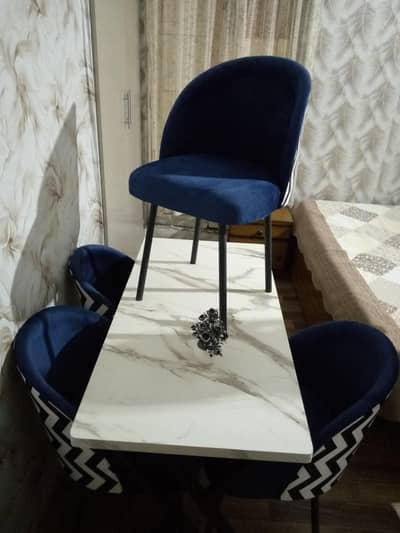 dining table/6 chairs dining/4 chairs dining table