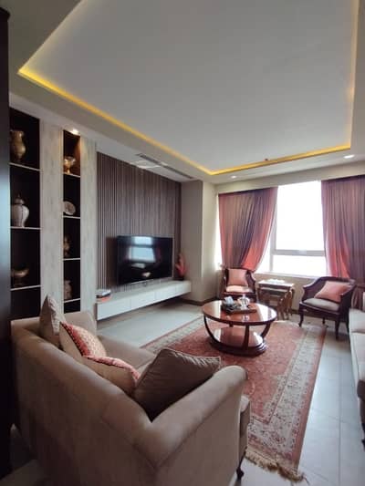 1 BEDROOM + MAID ROOM WITH POWDER ROOM FULLY FURNISHED TOOP FLOOR APARTMENT AVAILABLE FOR RENT