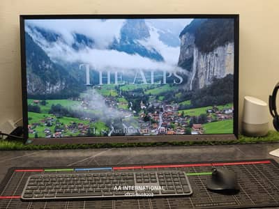 samsung 32 inch 2k (2560x1440) WQHD monitor S32D850T