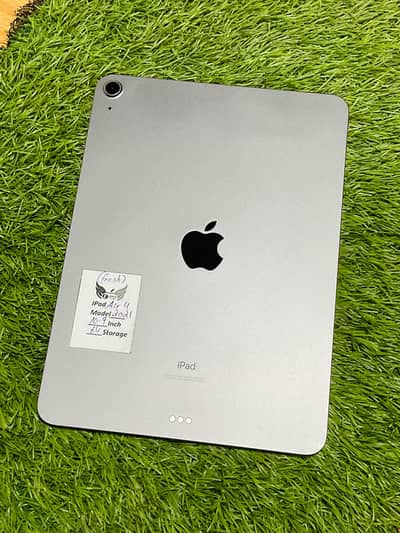 IPad Air 4 (64GB) 2021 model , 10.9 inches , LIMITED TIME OFFER.