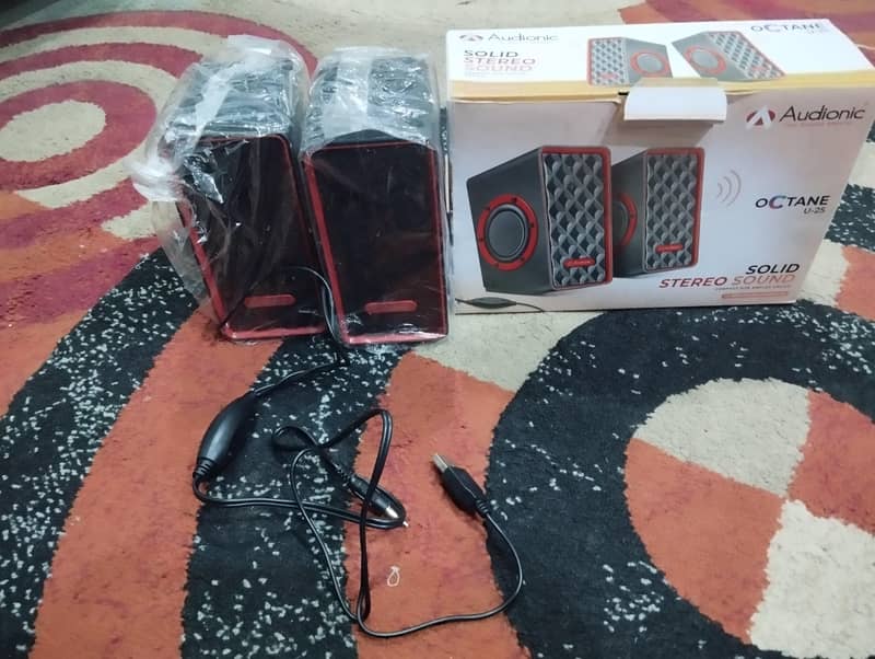 Audionic Speakers . . . . 0
