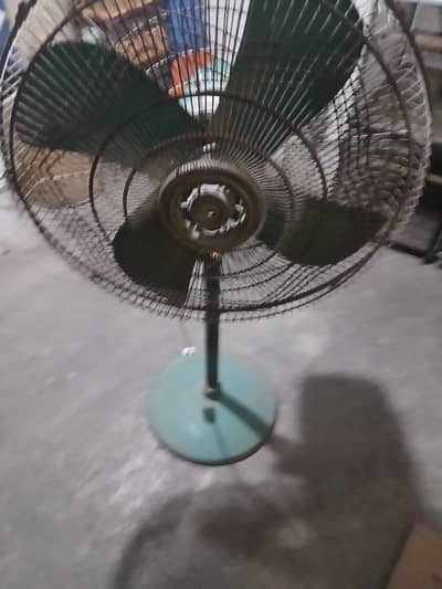 padistal fan