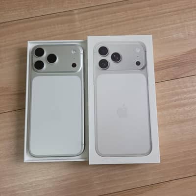 Iphone 17 pro max sliver new condition