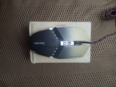 7 BUTTON GAMING MOUSE WITH RGB LIGHTS FOR GAMING AND DESIGNING