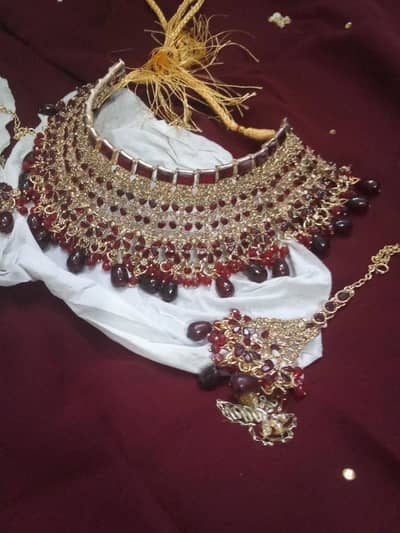 Heavy Bridal Jewelry Set For Sale