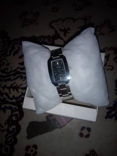 brand new watch urgent seal
