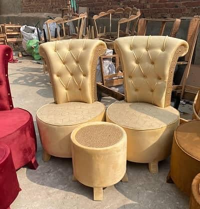 furniture for sale ( kind size bed,side tables with Moti form m
