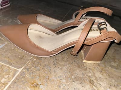 Sandle