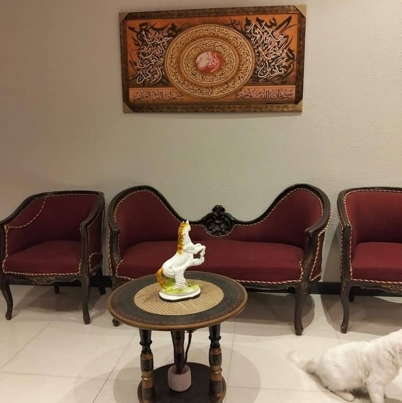 3 sofa sets 0