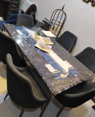 6 chair dinning table