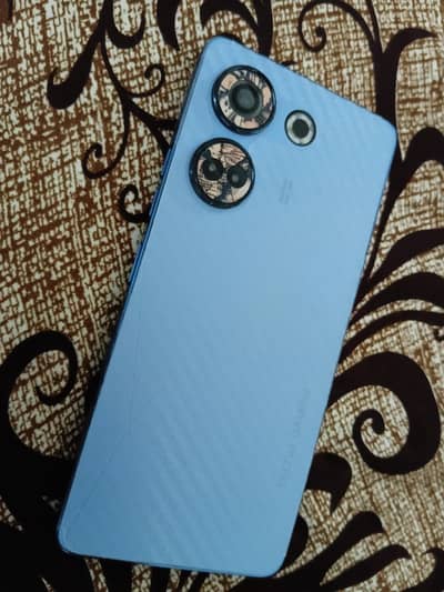 Camon 20 pro with box