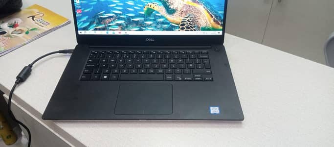 Dell Precision 5540 i9 9th Gen 16GB 512SSD T2000 4GB 10/10