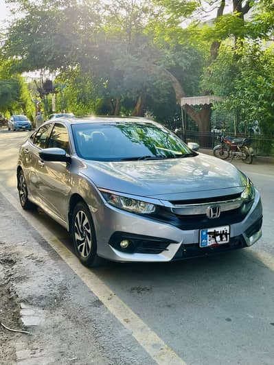 Honda Civic 1.8 oriel