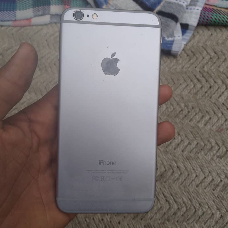 Apple iPhone 6 Plus 0