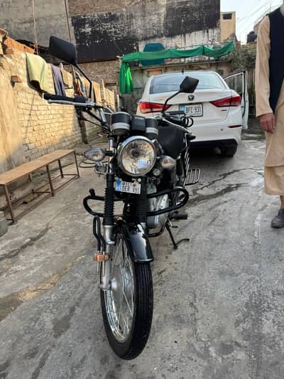 Suzuki GS 150