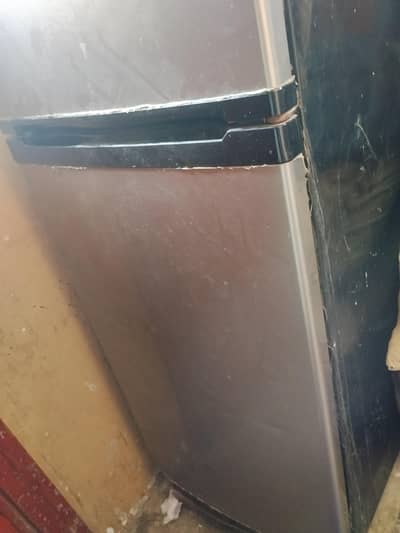 orient refrigerator medium