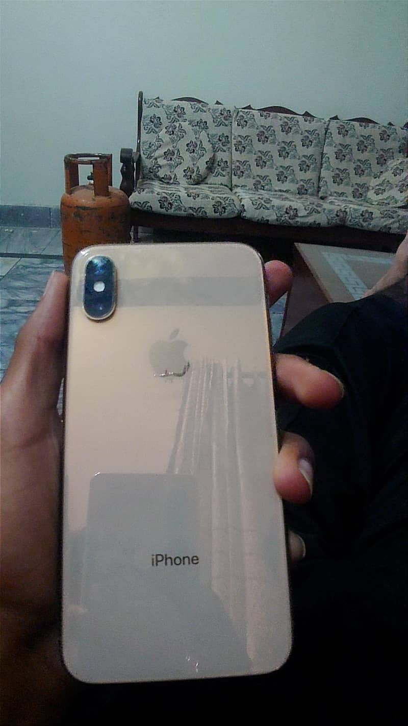 iphone xs 1