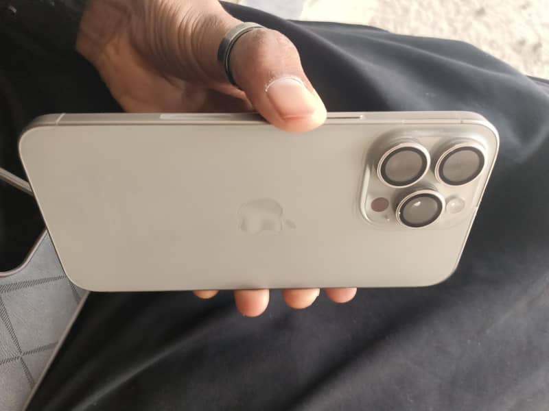 iphone 15pm 1