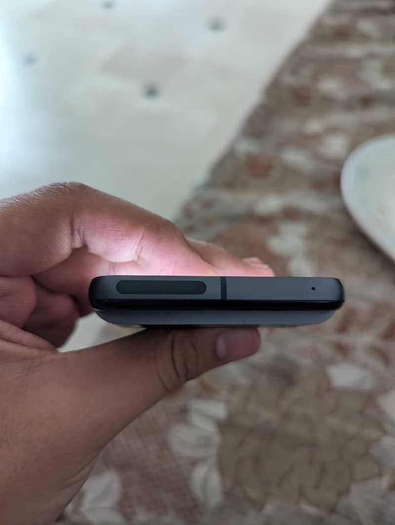 google pixel 8 4