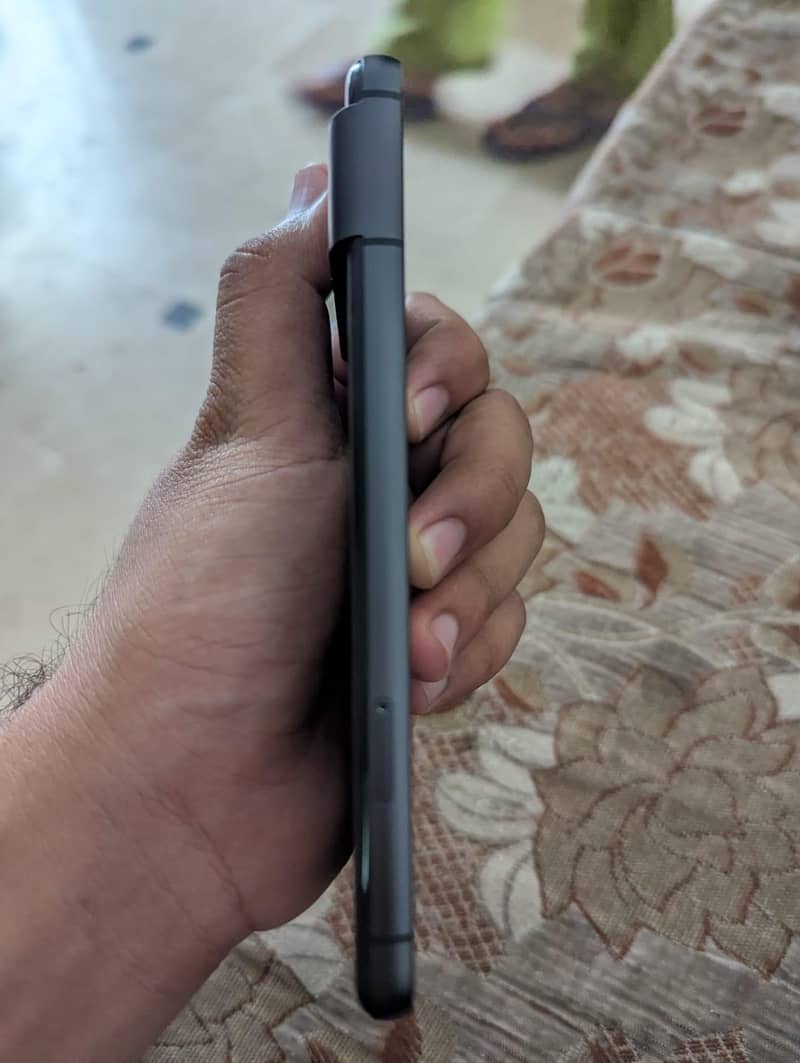 google pixel 8 5