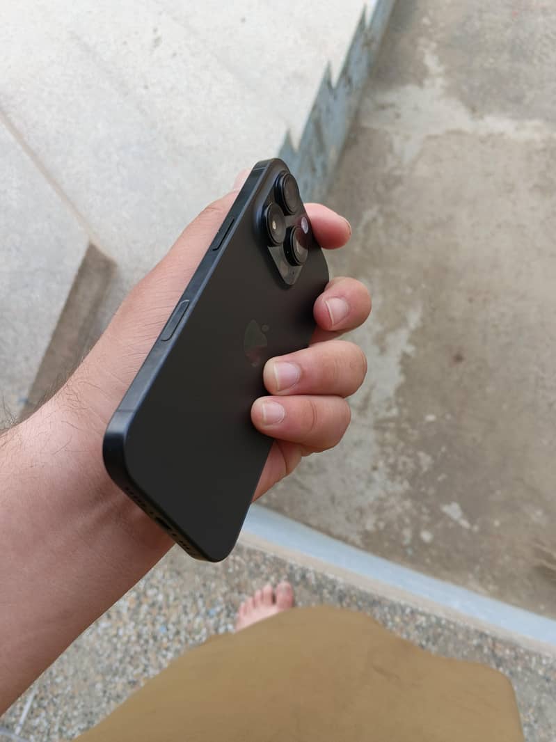 16 pro 2