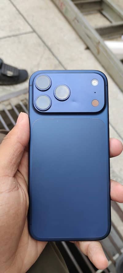 iPhone 17 pro max