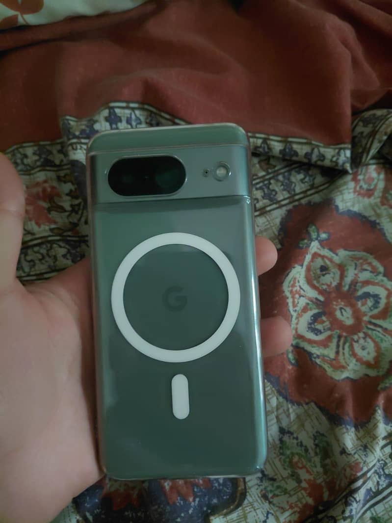 Google pixel 8 1
