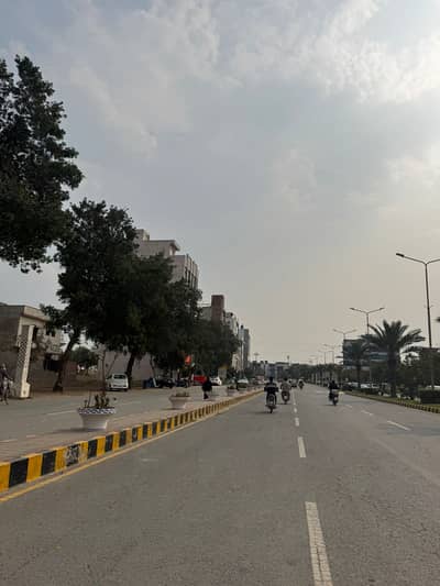 1st Floor Commercial Available For Rent In Topaz Block Park View City Lahore