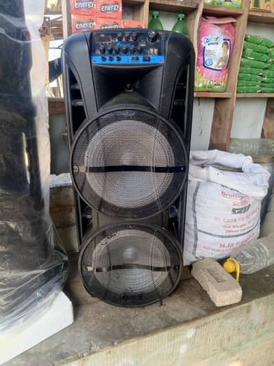 12,12 best new spikr only 6 munth used