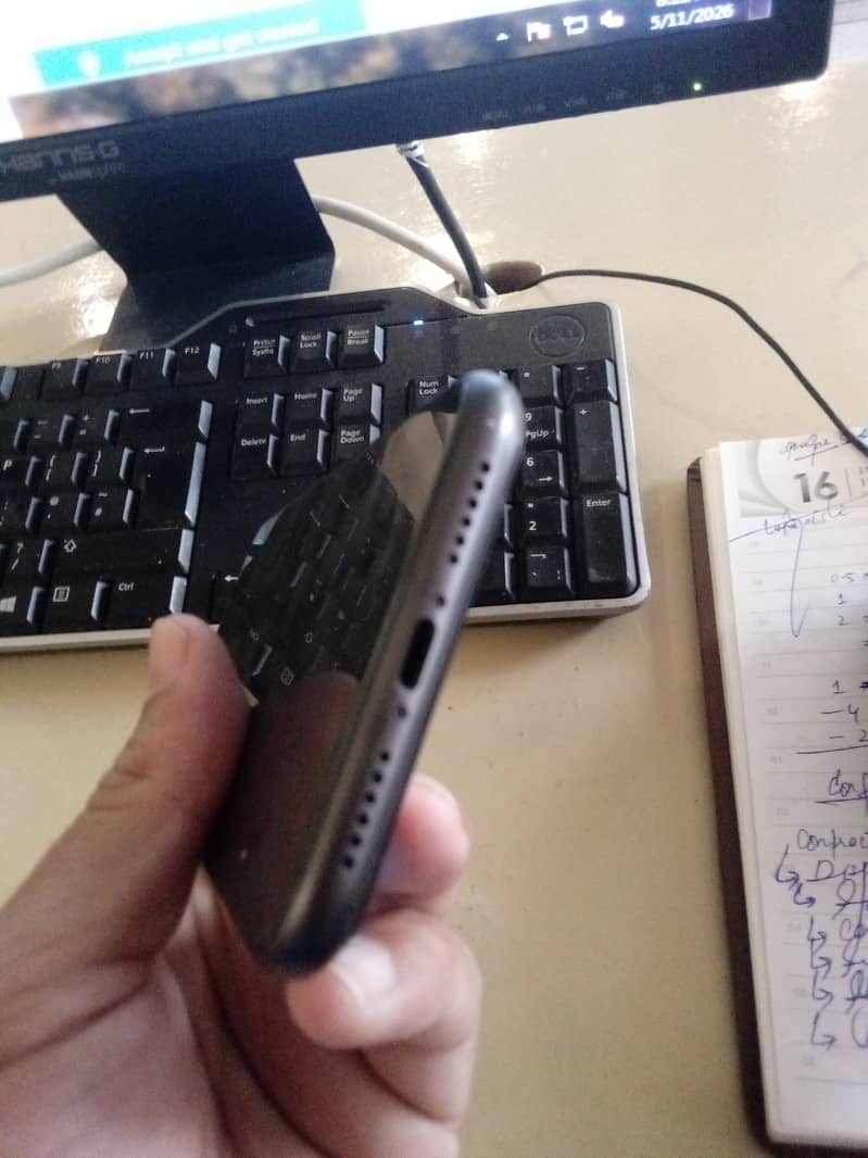 Apple iPhone 11 2