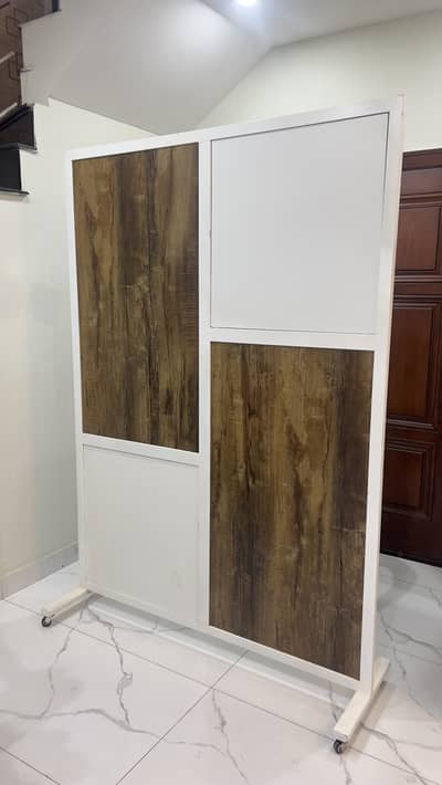 Partition for urgent sale !