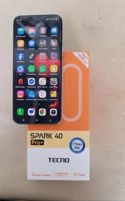 TECNO SPARK 40 PRO PLUS WHITE COLOR