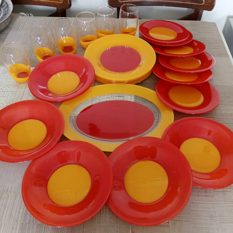 GLASS DINNER SET 1