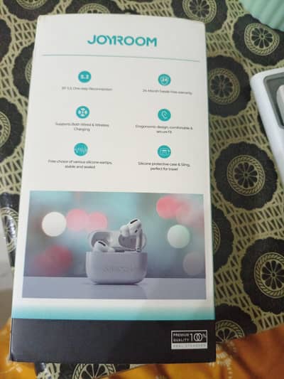 Airpords joyroom pro 2 white colour