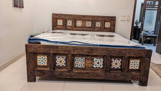Swati antique Bed