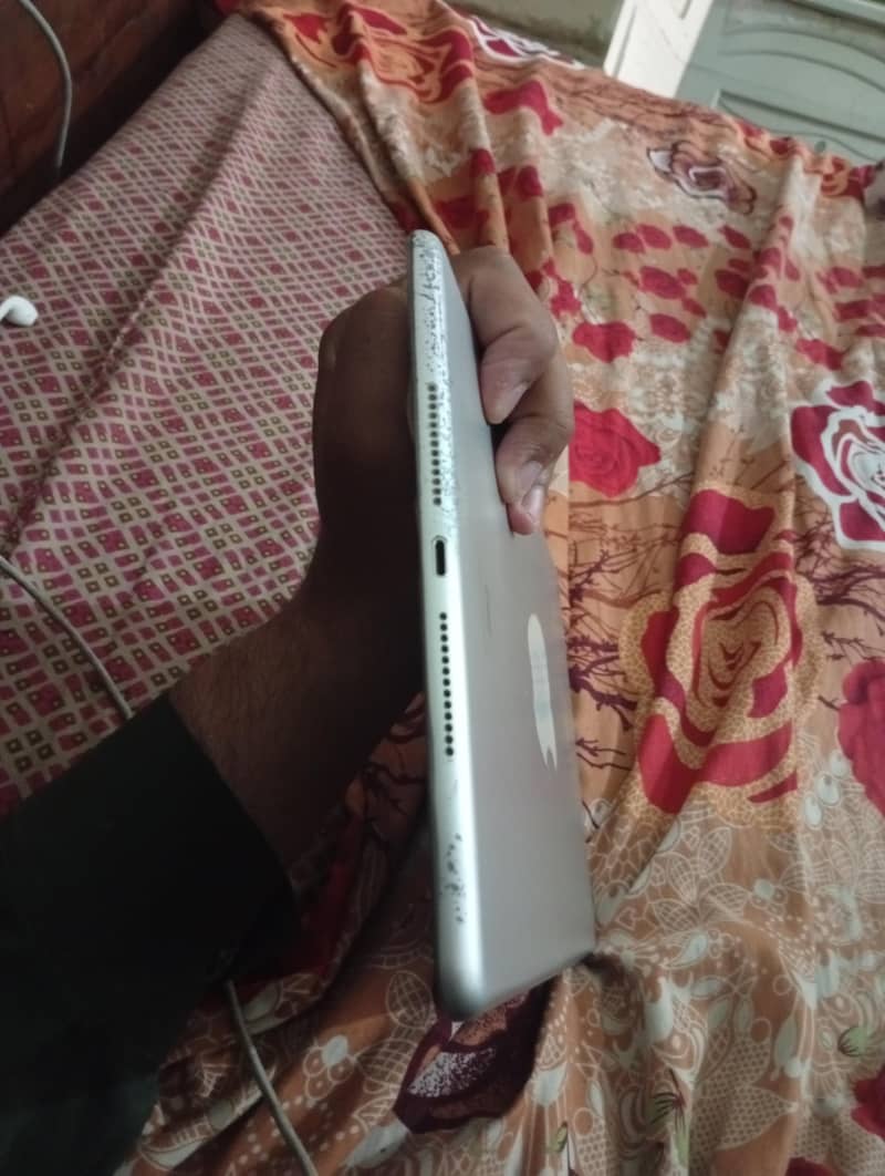 iPad 8 generation 2