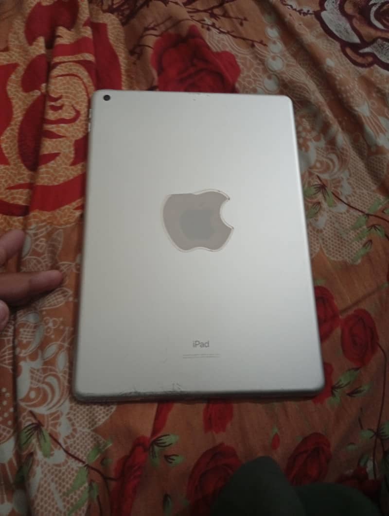 iPad 8 generation 4