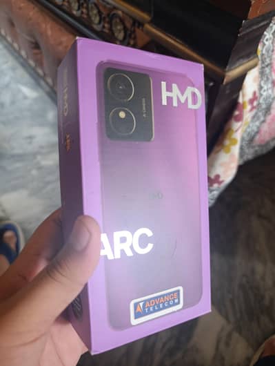 HMD ARC 4/64GB WITH BOX